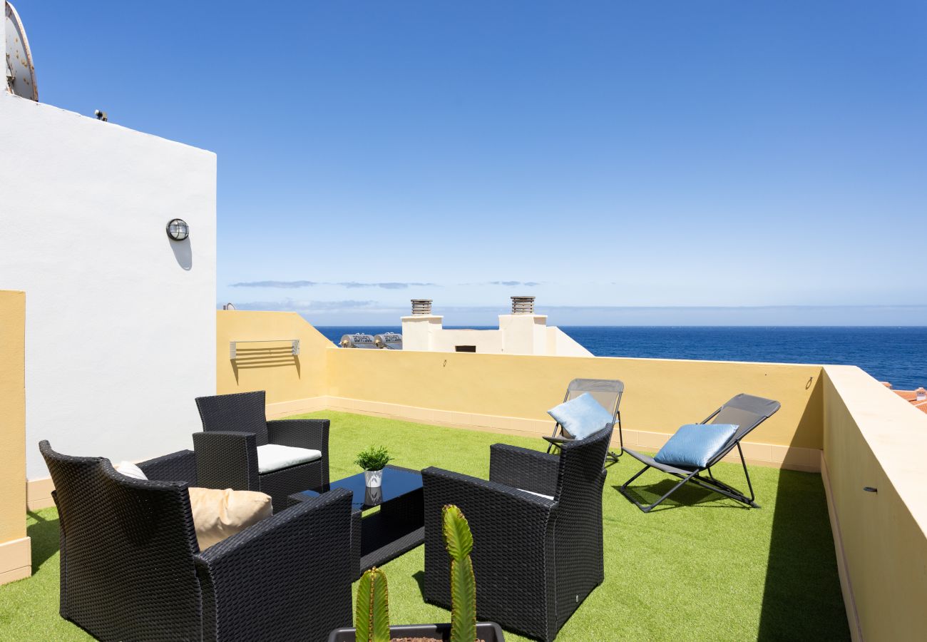 Apartamento en Candelaria - Home2Book Attic Terrace Apt Charming Ocean View