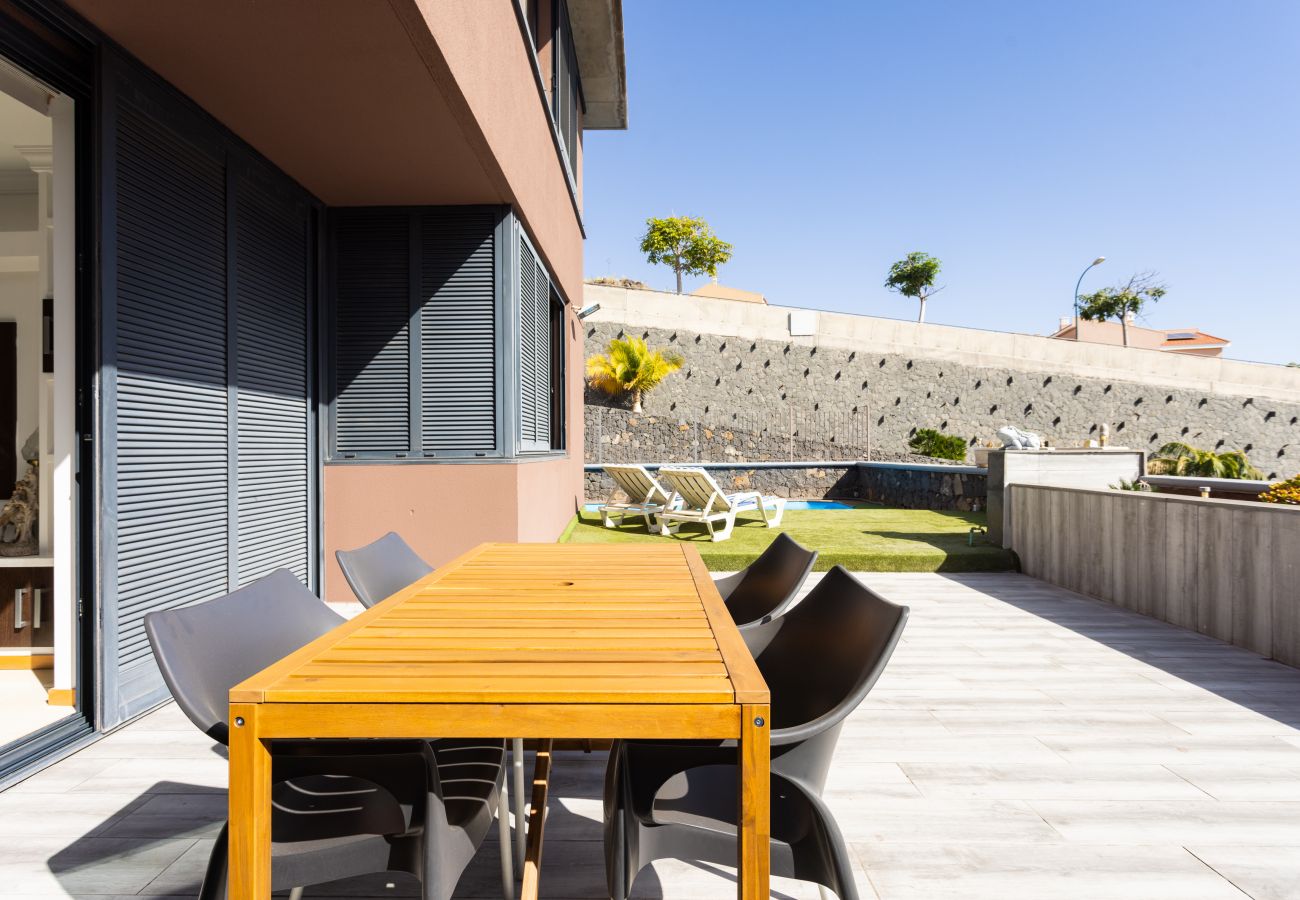 Casa adosada en Santa Cruz de Tenerife - Home2Book Charming House Private Pool & Terrace