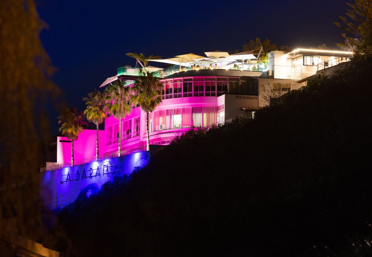 Casa adosada en El Sauzal - Home2Book Stunning Terrace, BBQ & Pool El Sauzal
