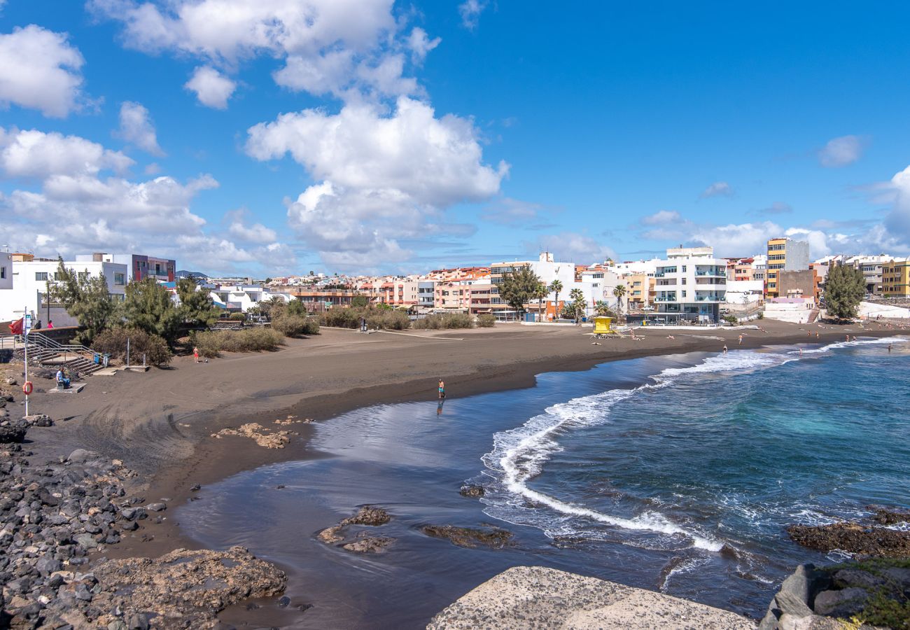 Apartamento en Telde - Home2Book Comfy & Chic Apartment near the Beach