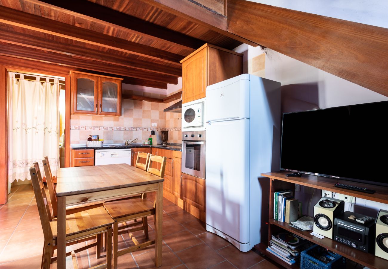 Casa en Taibique - Stunning Rustic House El Pinar & WiFi 