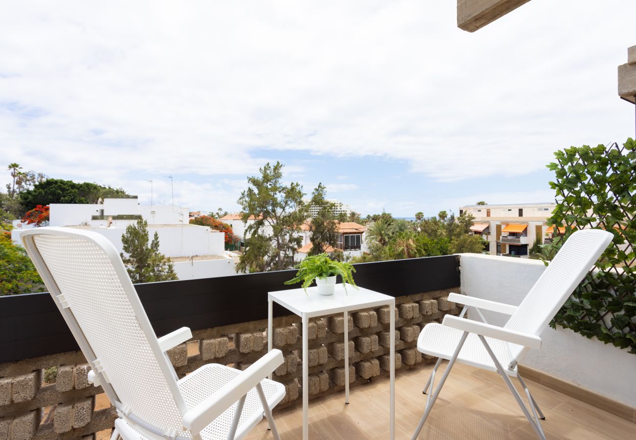 Apartamento en Arona - Home2Book Cozy Apt, Pool & Terrace, Las Américas