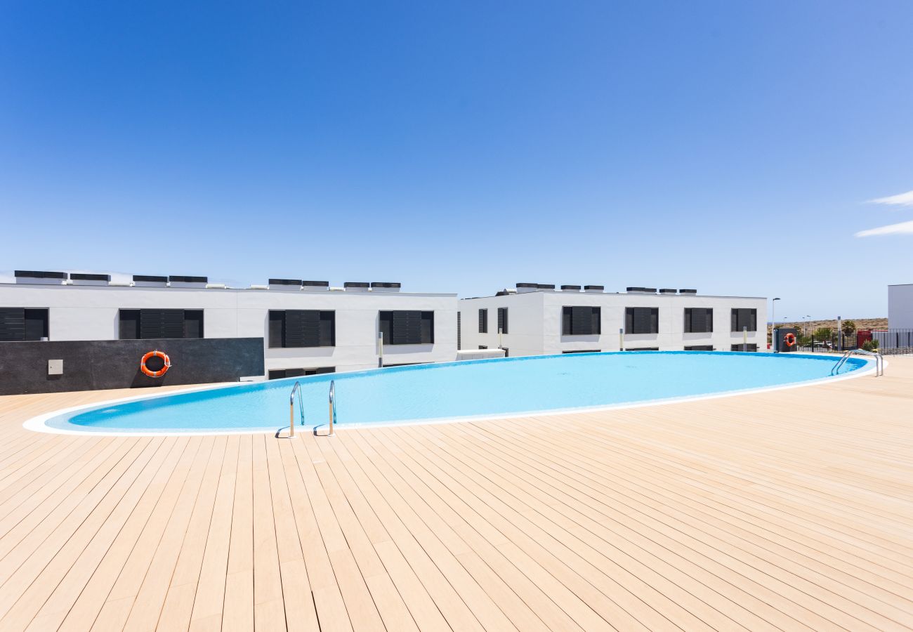 Apartamento en Arico - Home2Book Stylish Apartment Pool & Terrace Abades