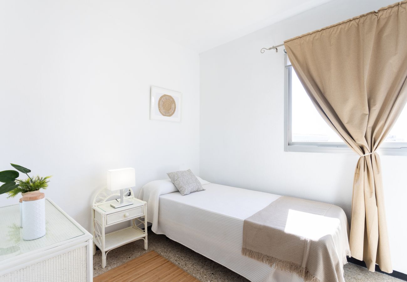 Apartamento en Santa Cruz de Tenerife - Home2Book Bright Stadium Apartment, Santa Cruz