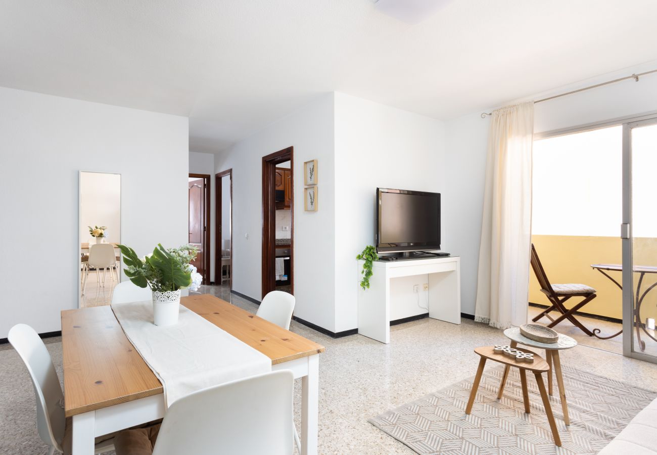 Apartamento en Santa Cruz de Tenerife - Home2Book Bright Stadium Apartment, Santa Cruz