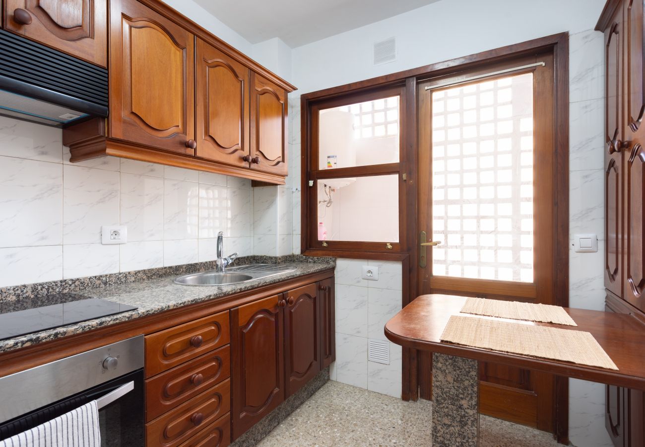 Apartamento en Santa Cruz de Tenerife - Home2Book Bright Stadium Apartment, Santa Cruz