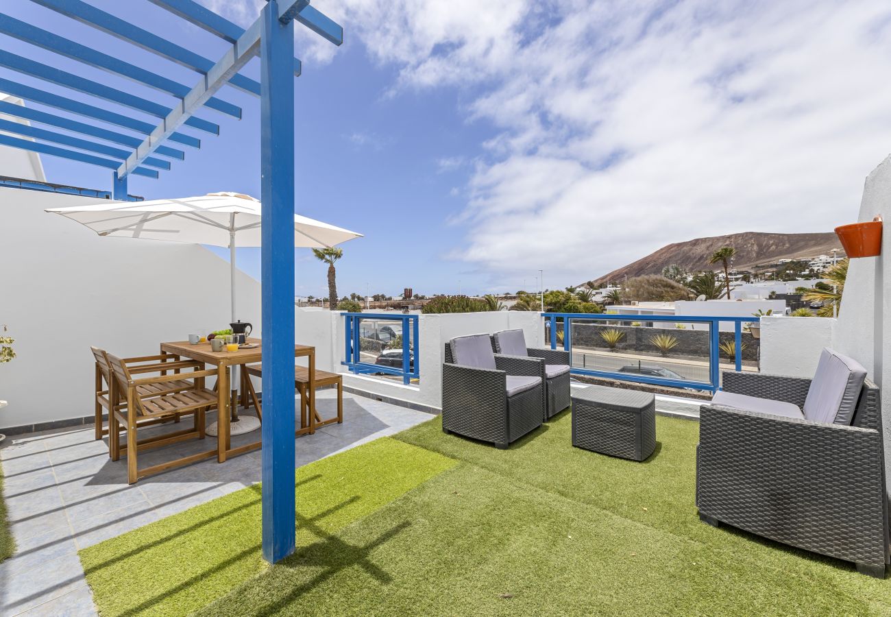 Apartamento en Playa Blanca - Home2Book Bright Apartment Playa Blanca, Terrace