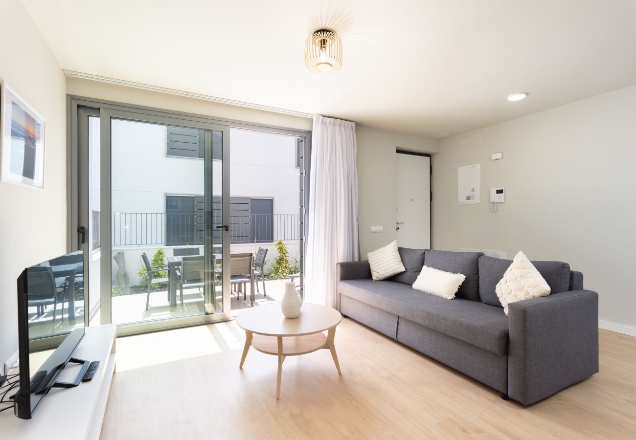 Apartamento en Arico - Home2Book Cozy & Modern Apt, Pool & Terrace