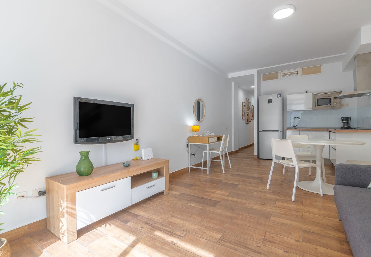 Apartamento en Las Palmas de Gran Canaria - Home2Book Cute Design Apt Las Canteras Beach