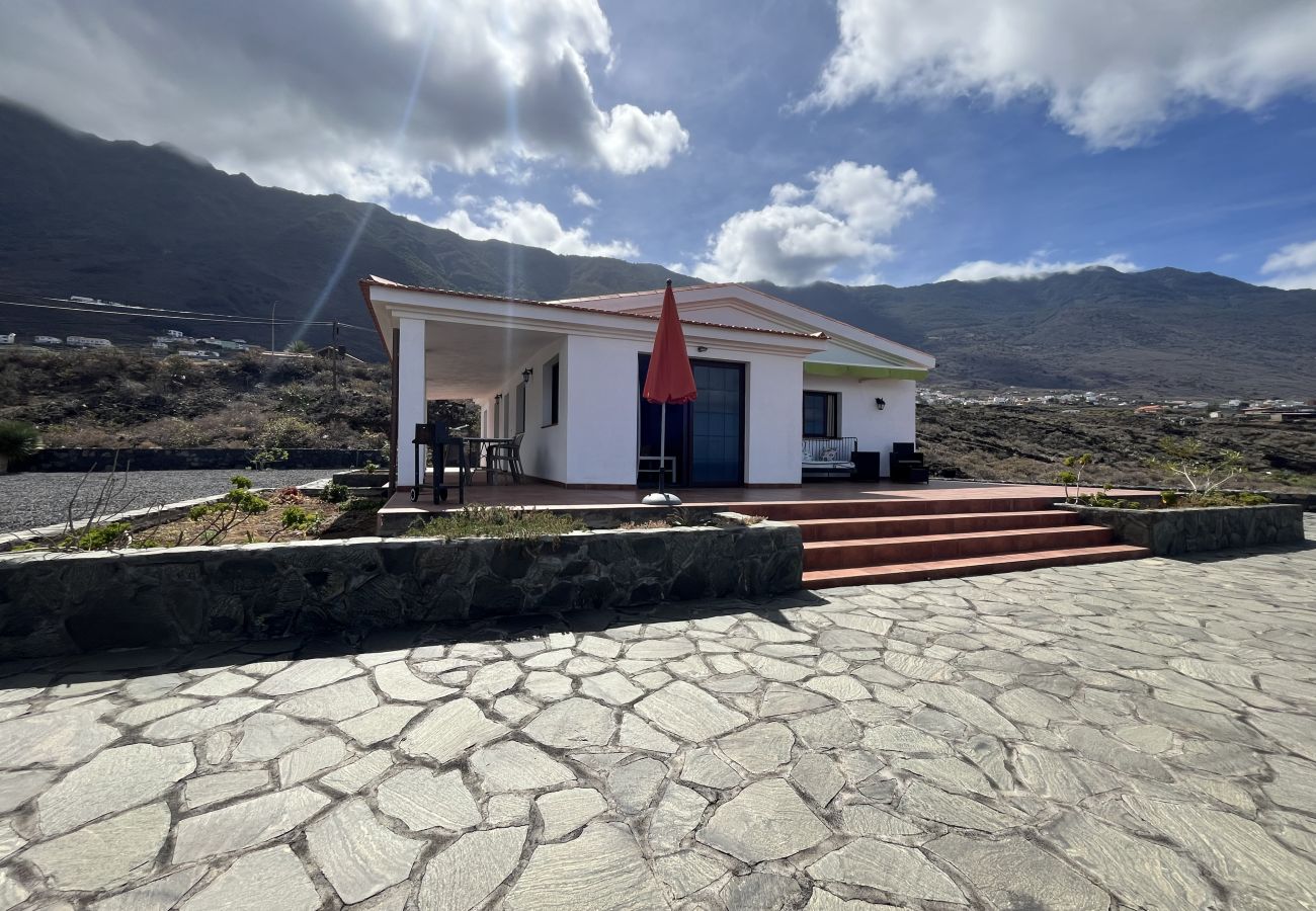 Casa en Frontera - Los Morales Retreat, Terrace of Dreams in Frontera