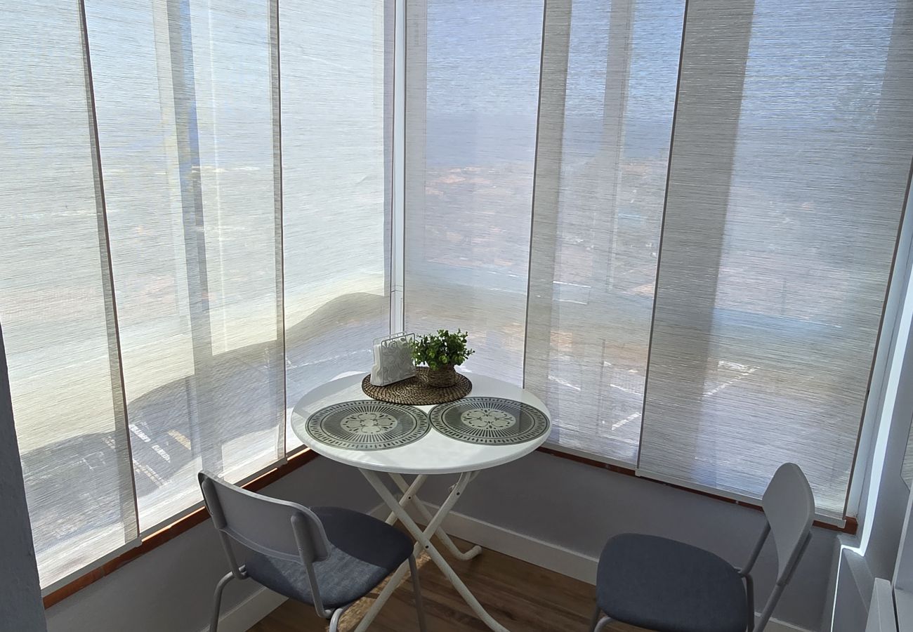 Apartamento en Santa Cruz de Tenerife - Home2Book Las Vistas Stay, Sea & Santa Cruz Views