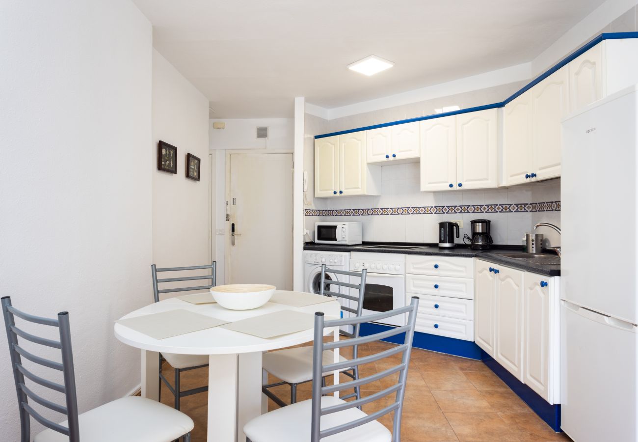 Apartamento en Arona - Home2Book Cozy Coastal Apt & Pool, Los Cristianos