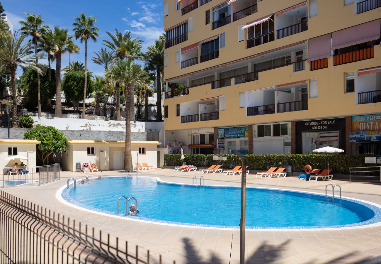 Apartamento en Arona - Home2Book Cozy Coastal Apt & Pool, Los Cristianos