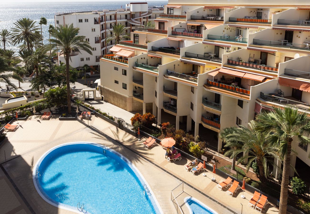 Apartamento en Arona - Home2Book Cozy Coastal Apt & Pool, Los Cristianos