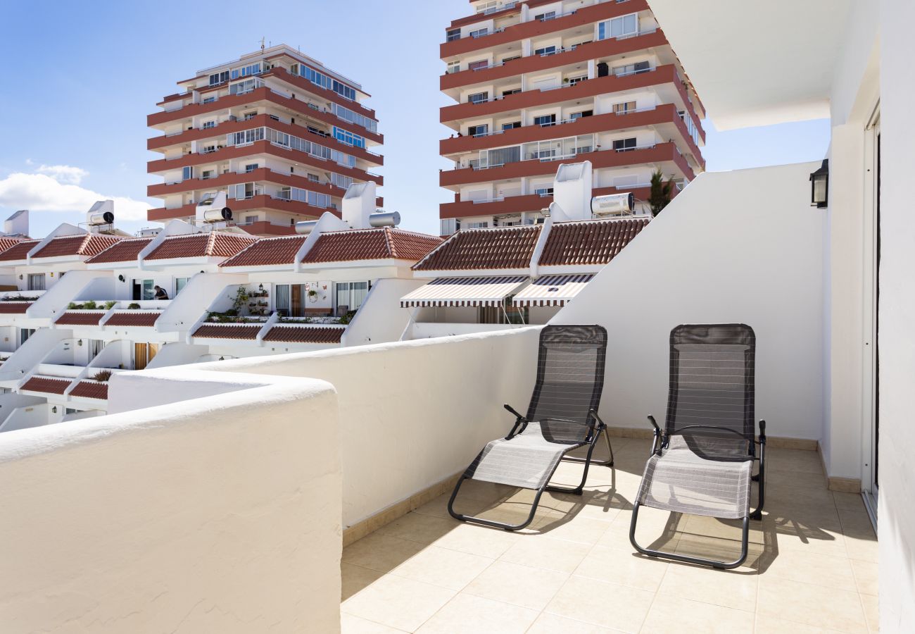 Apartamento en Arona - Home2Book Sunny Poolside Apt in Las Floritas