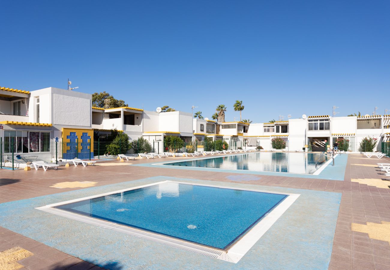 Apartment in Costa del Silencio - Home2Book Lovely & Bright Apt, Pool & Terrace