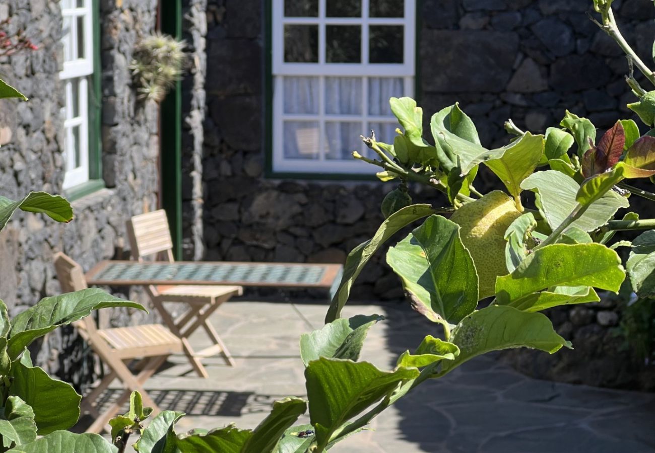 Cottage in Mocanal - Comfy Rural House Adelfas 2, El Hierro