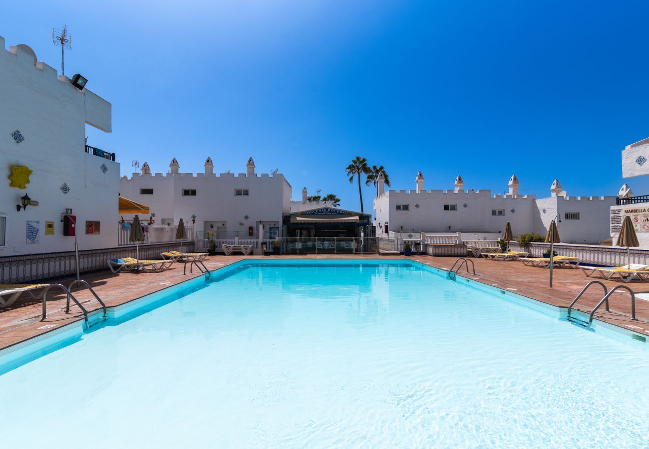 Apartment in San Bartolomé de Tirajana - Home2Book Pool & Terrace Comfort in Maspalomas